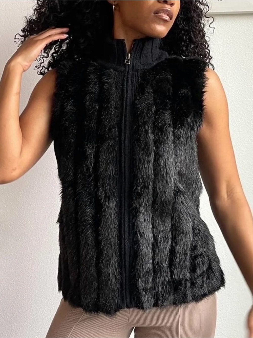 Vintage International Concepts Black faux Fur Vest